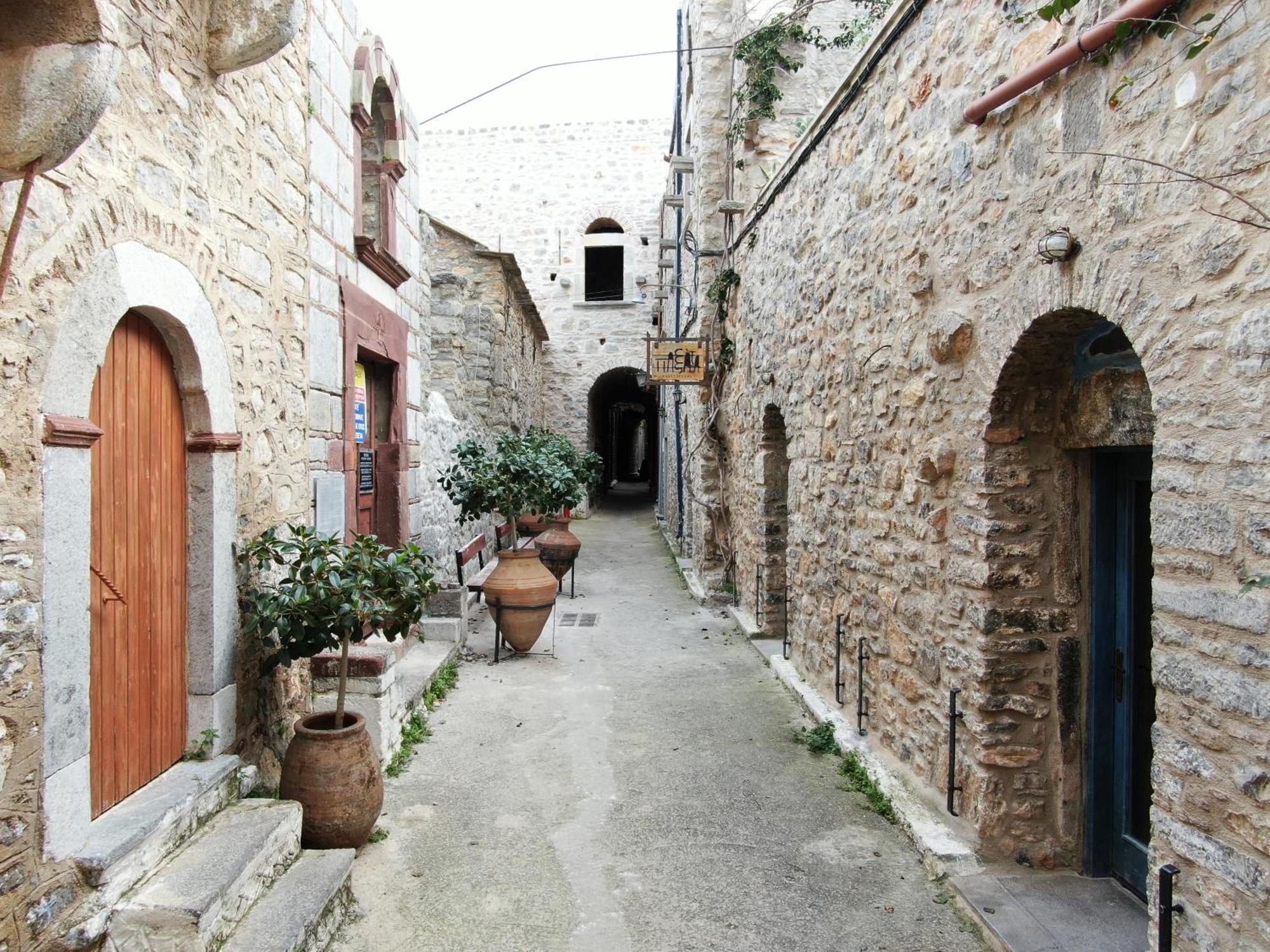 Byzantine Home In The Castle Mesta ภายนอก รูปภาพ