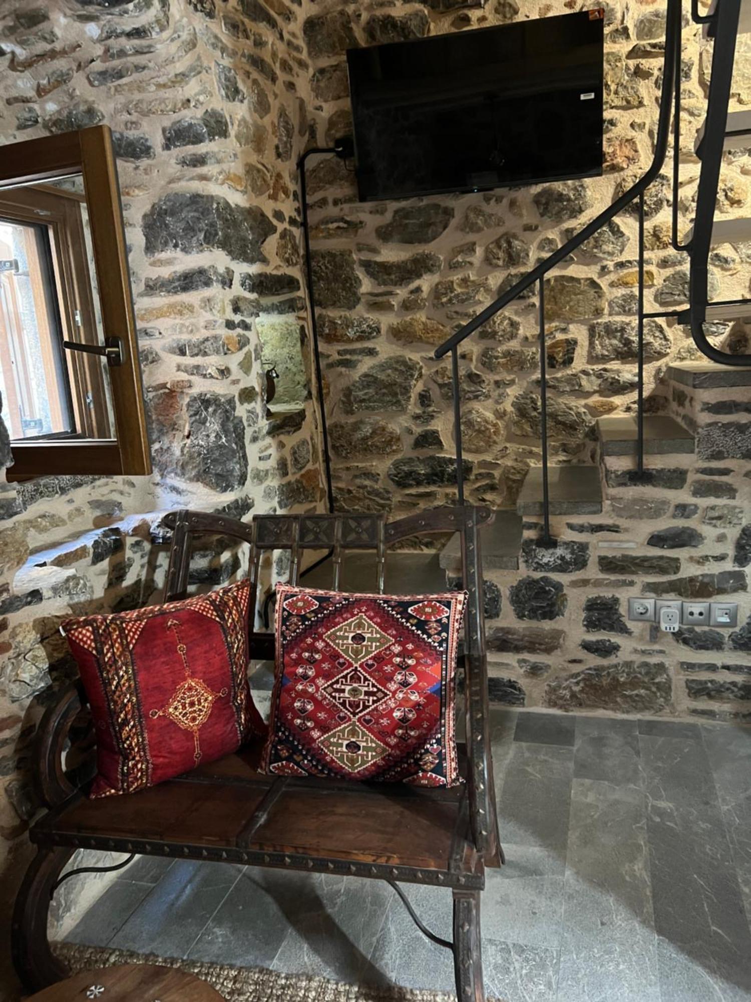 Byzantine Home In The Castle Mesta ภายนอก รูปภาพ